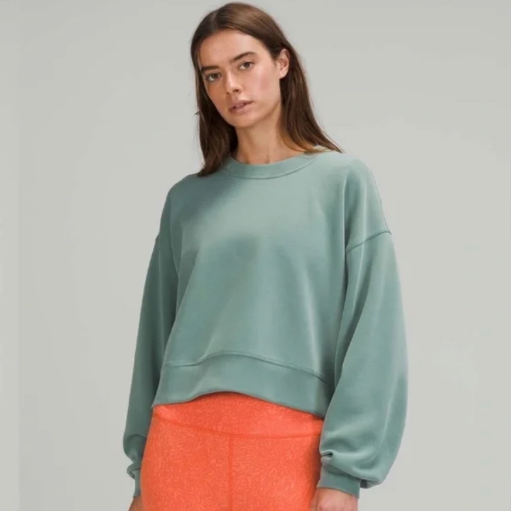 lululemon Perfectly Oversized Cropped Crew (Softstreme)